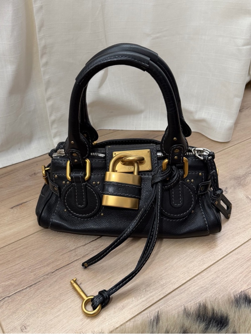 Chloe Paddington Black Leather Handbag with padlock and key Vintage Y2K
